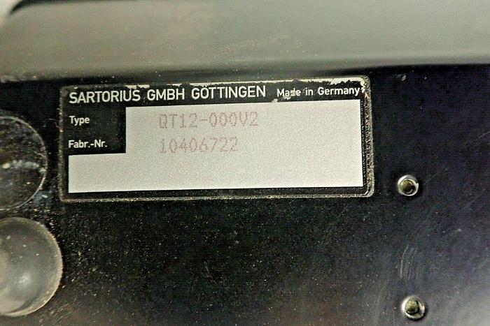 Used Sartorius QT12 QT 12 Industry 12000 g/1 g Digital Balance Scale with Wood Case