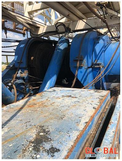 Used Item 0941 : 1981 Corsair Crane Carrier Workover Rig