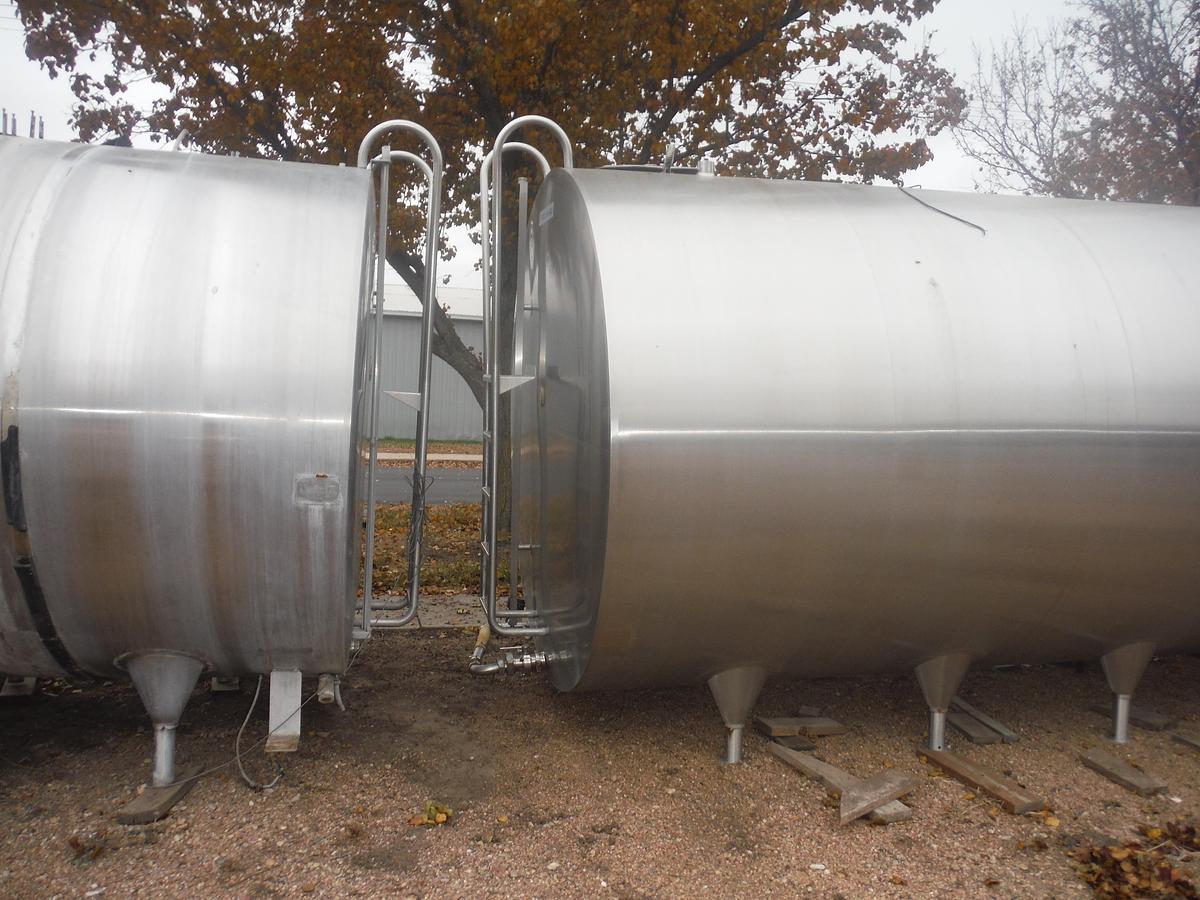 Used MILK TANK