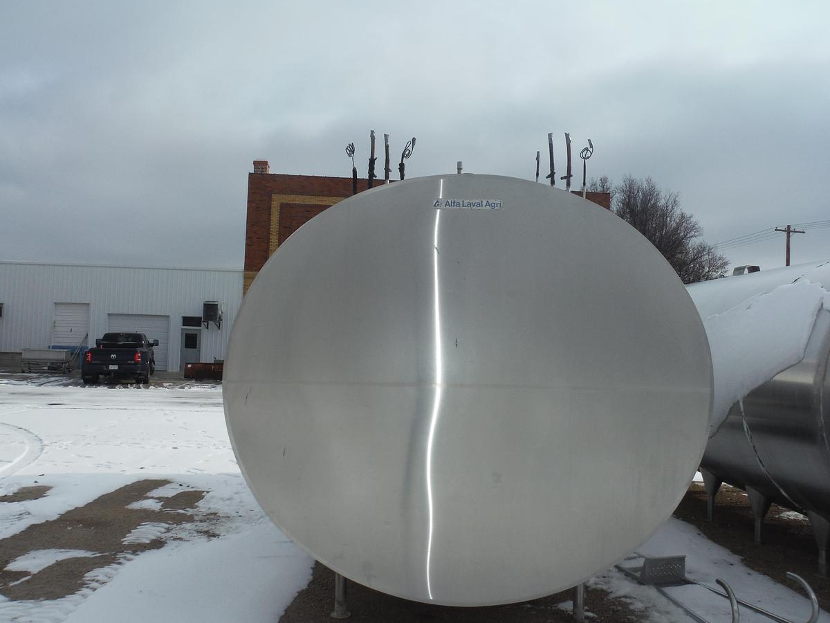Used MILK TANK