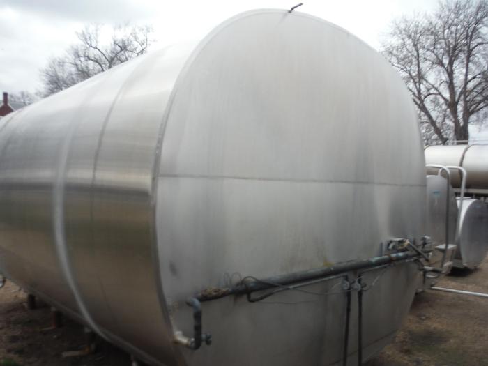 Used 6000 gal tank