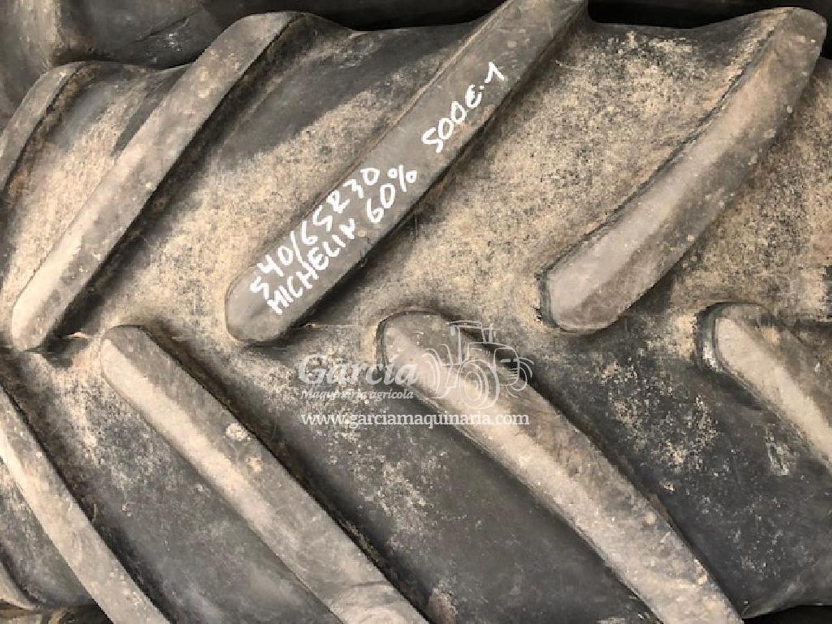 Usado MICHELIN 540/65 R30