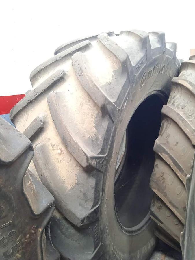 Usado CONTINENTAL 520/85 R38