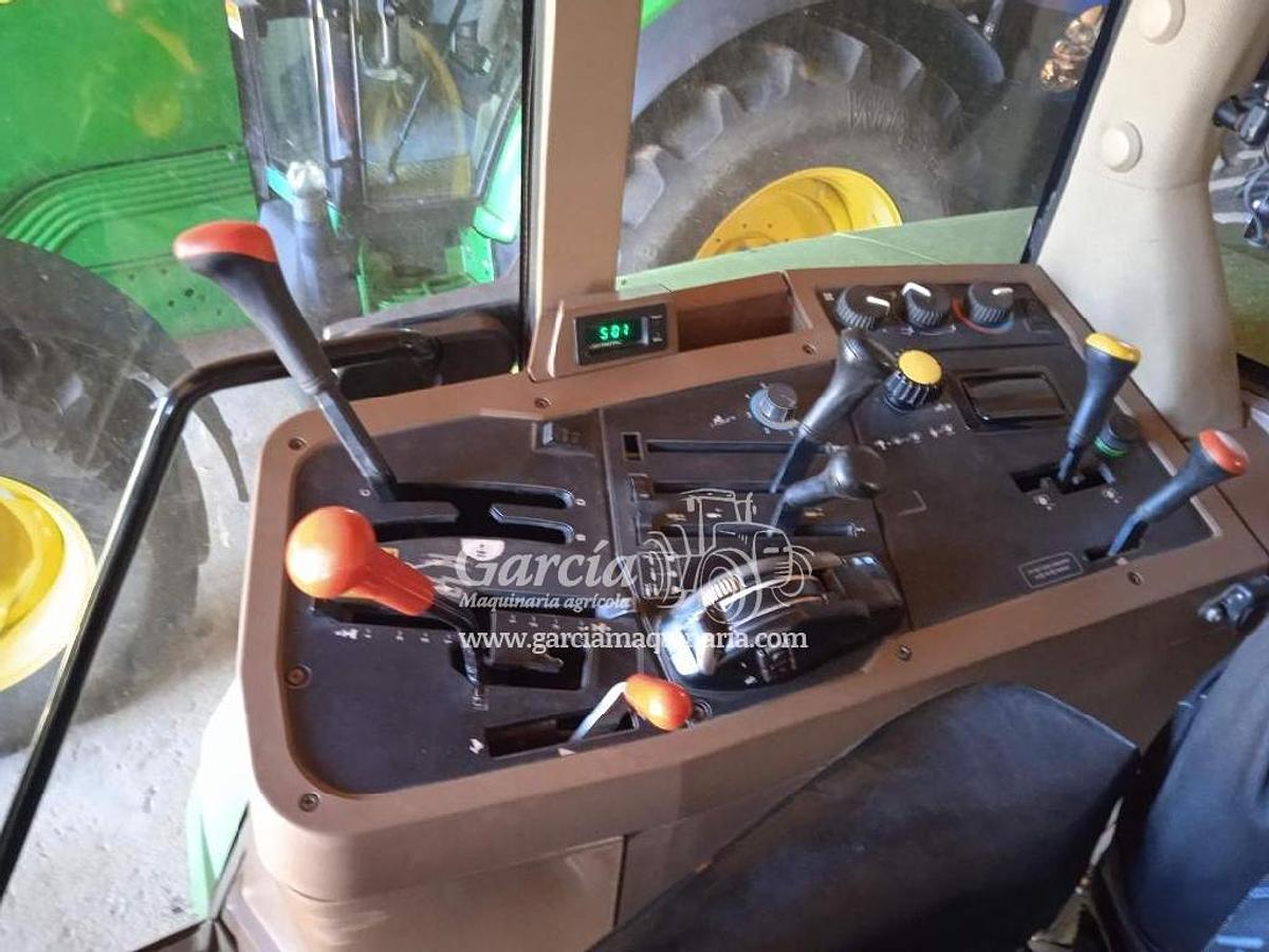 Usado Tractor JOHN DEERE 7700 | 150 C.V. 11.200 horas