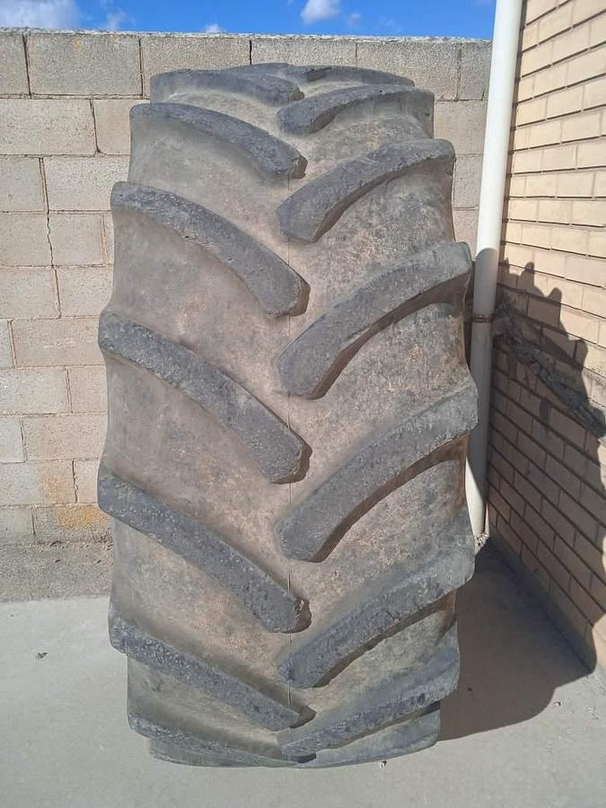 Usado CEAT 650/65 R42
