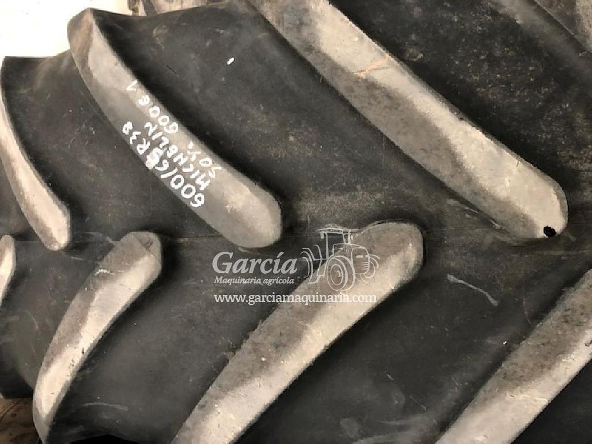 Usado MICHELIN 600/65 R38