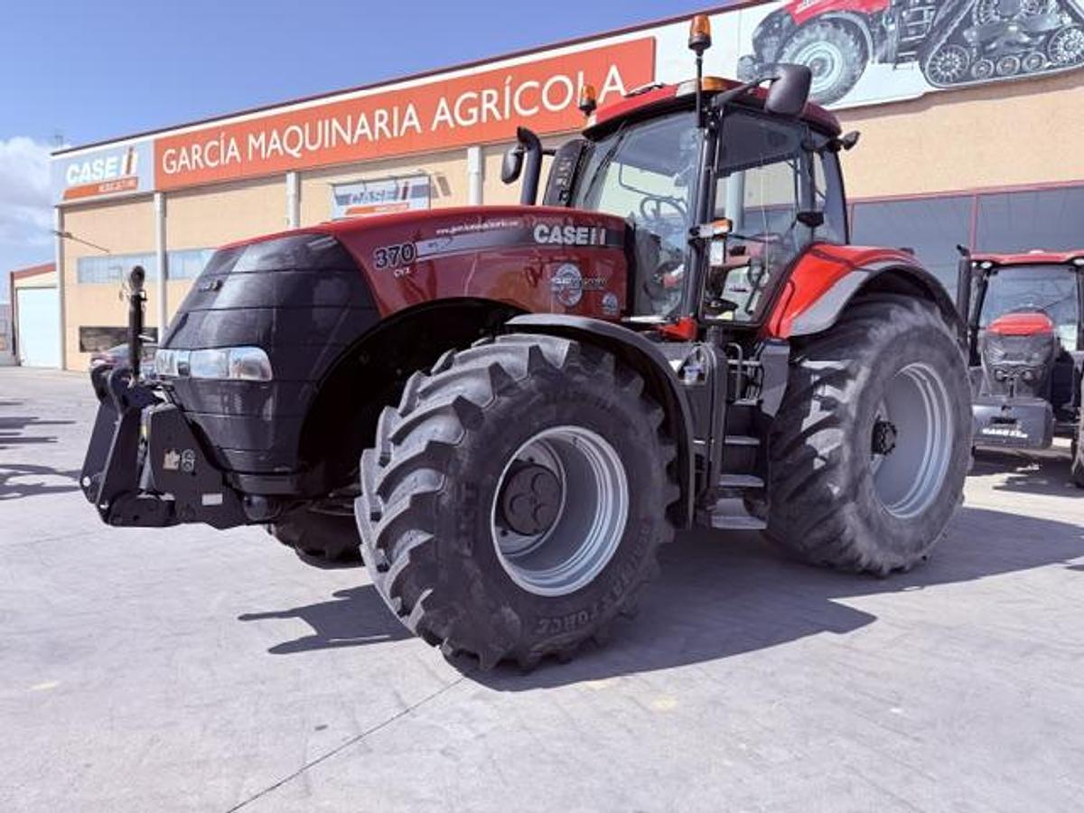 Usado 2015 CASE MAGNUM 370 CVX