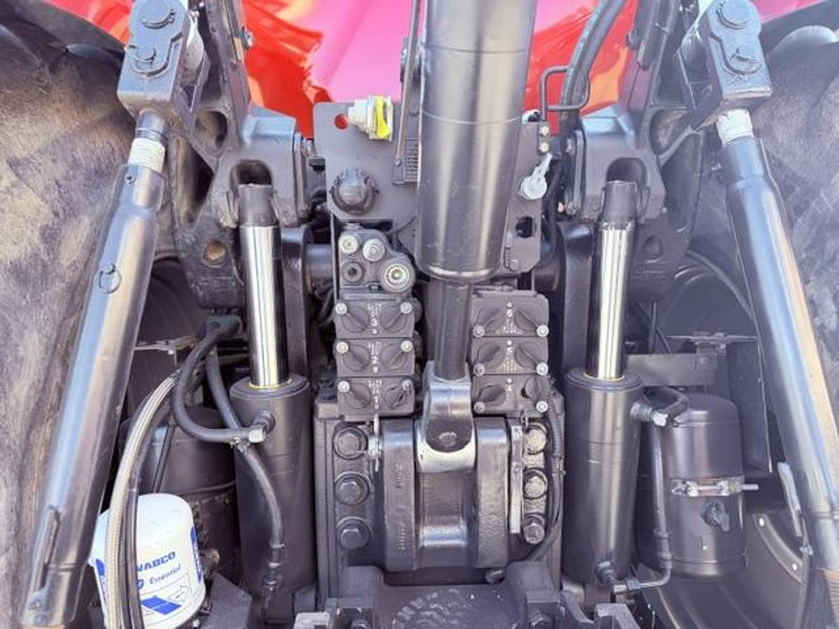 Usado 2015 CASE MAGNUM 370 CVX