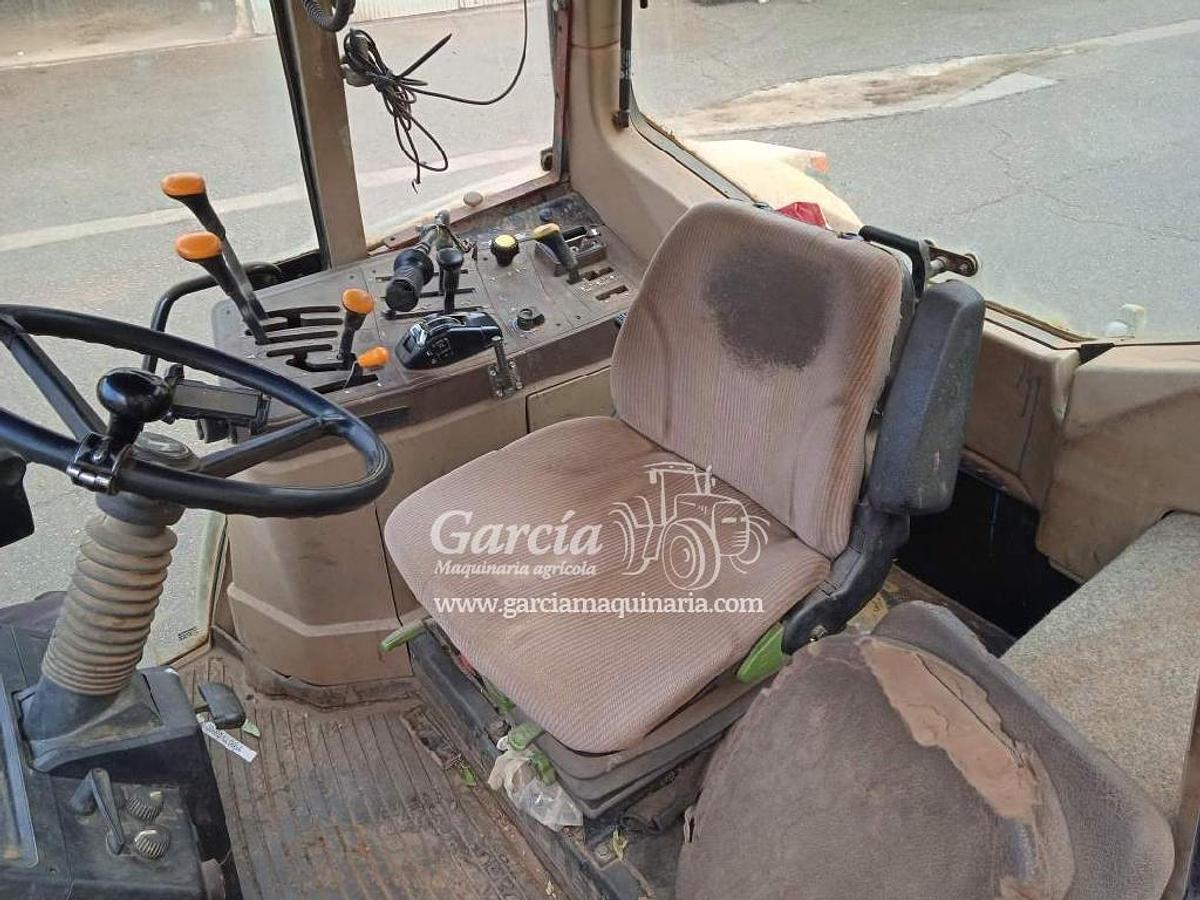 Usado Tractor JOHN DEERE 6610SE PALA TENIAS | 120 C.V. 11.500 horas