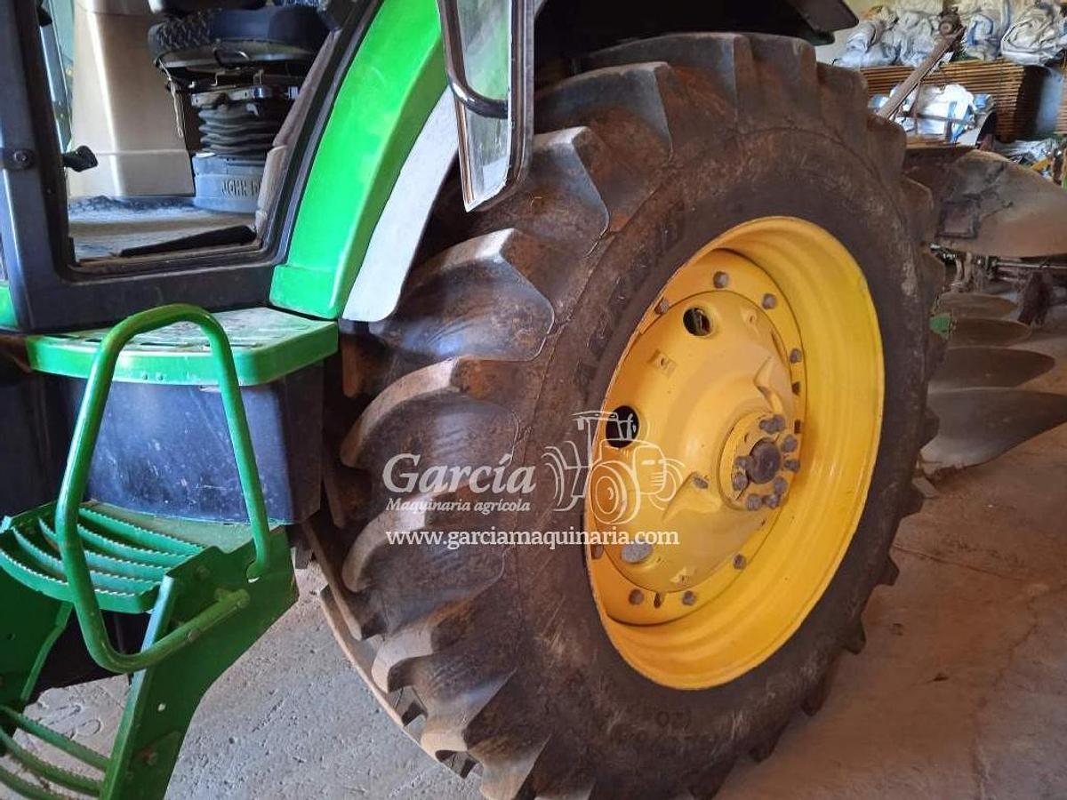Usado Tractor JOHN DEERE 7700 | 150 C.V. 11.200 horas