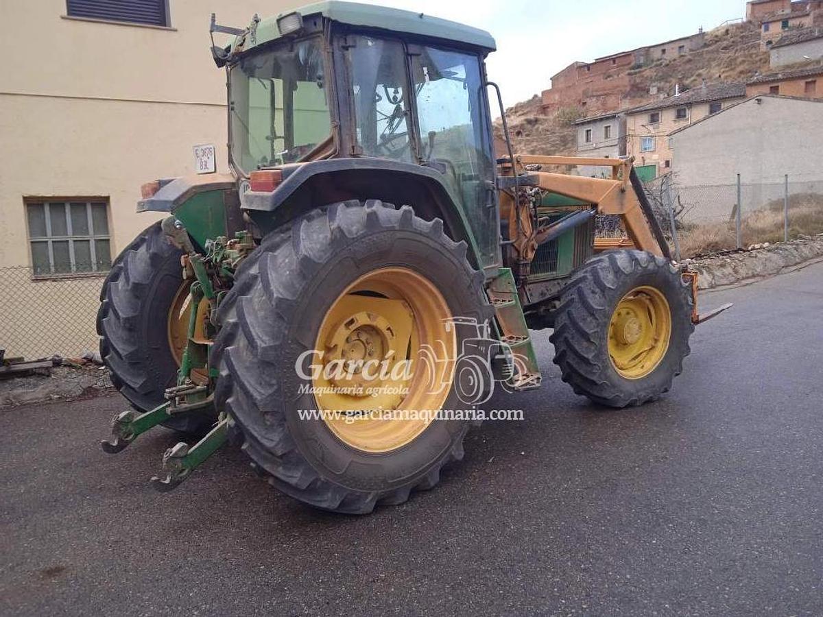 Usado Tractor JOHN DEERE 6610SE PALA TENIAS | 120 C.V. 11.500 horas