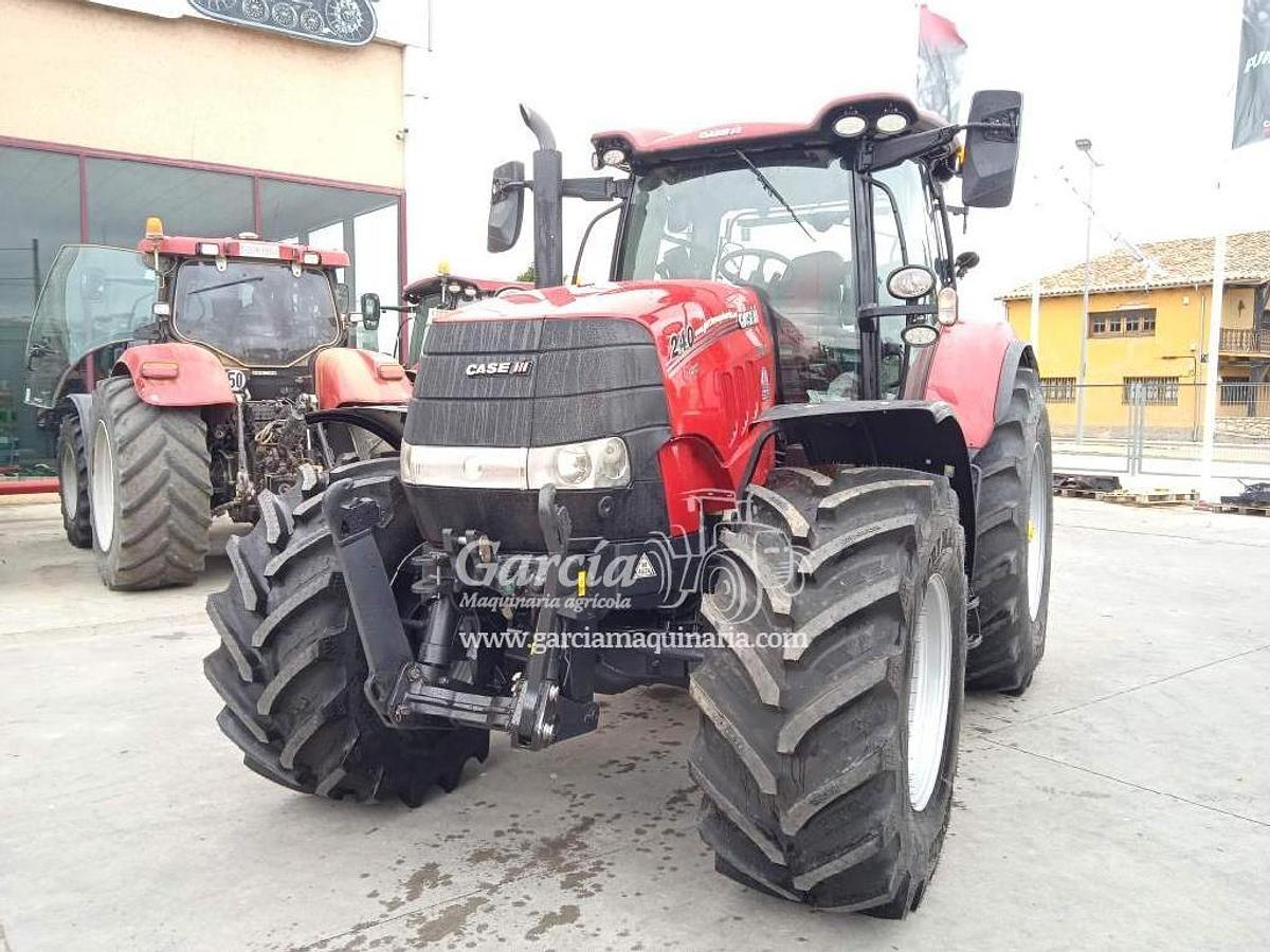 Usado Tractor CASE PUMA 240 CVX | 240 C.V. 3.348 horas