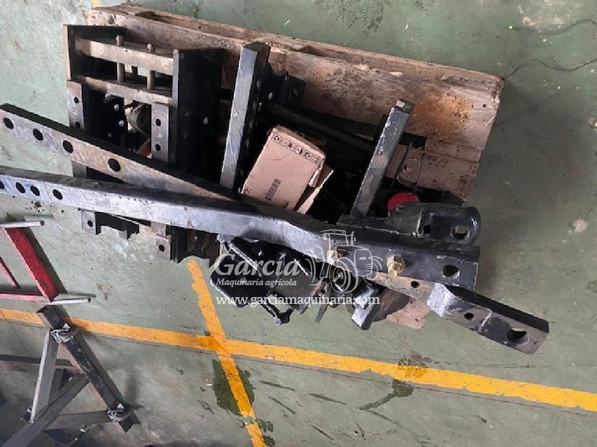 Usado CASE ENGANCHES TRASEROS MX MAGNUM