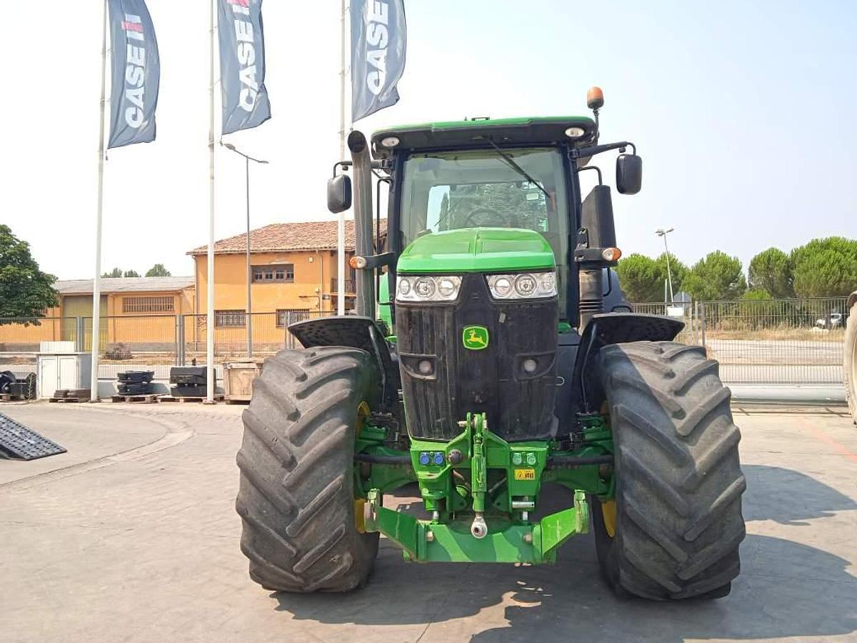 Usado JOHN DEERE 7230R