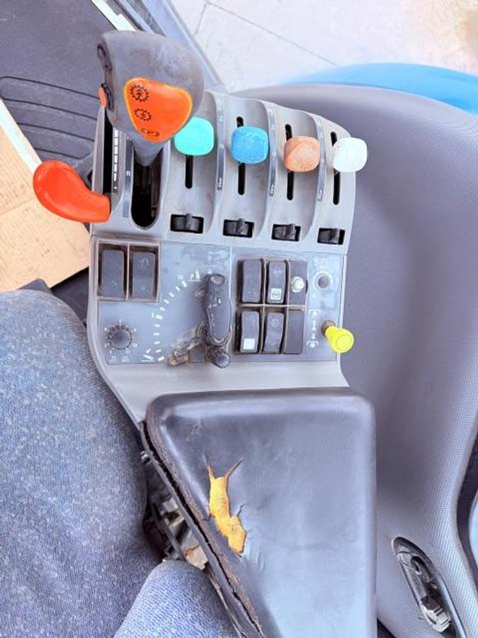 Usado 2005 NEW HOLLAND TG 255
