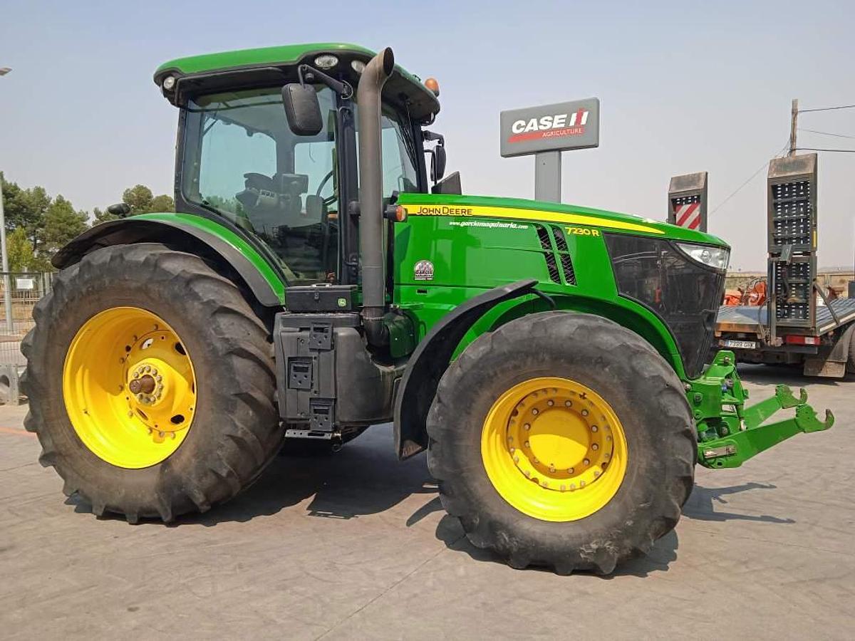 Usado JOHN DEERE 7230R