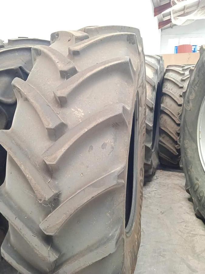 Usado CONTINENTAL 520/85 R38