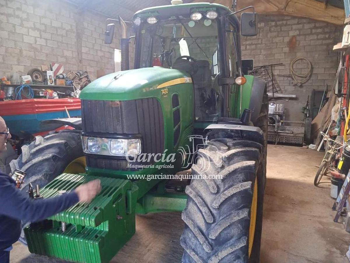 Usado Tractor JOHN DEERE 7430 PREMIUM | 170 C.V. 18.000 horas