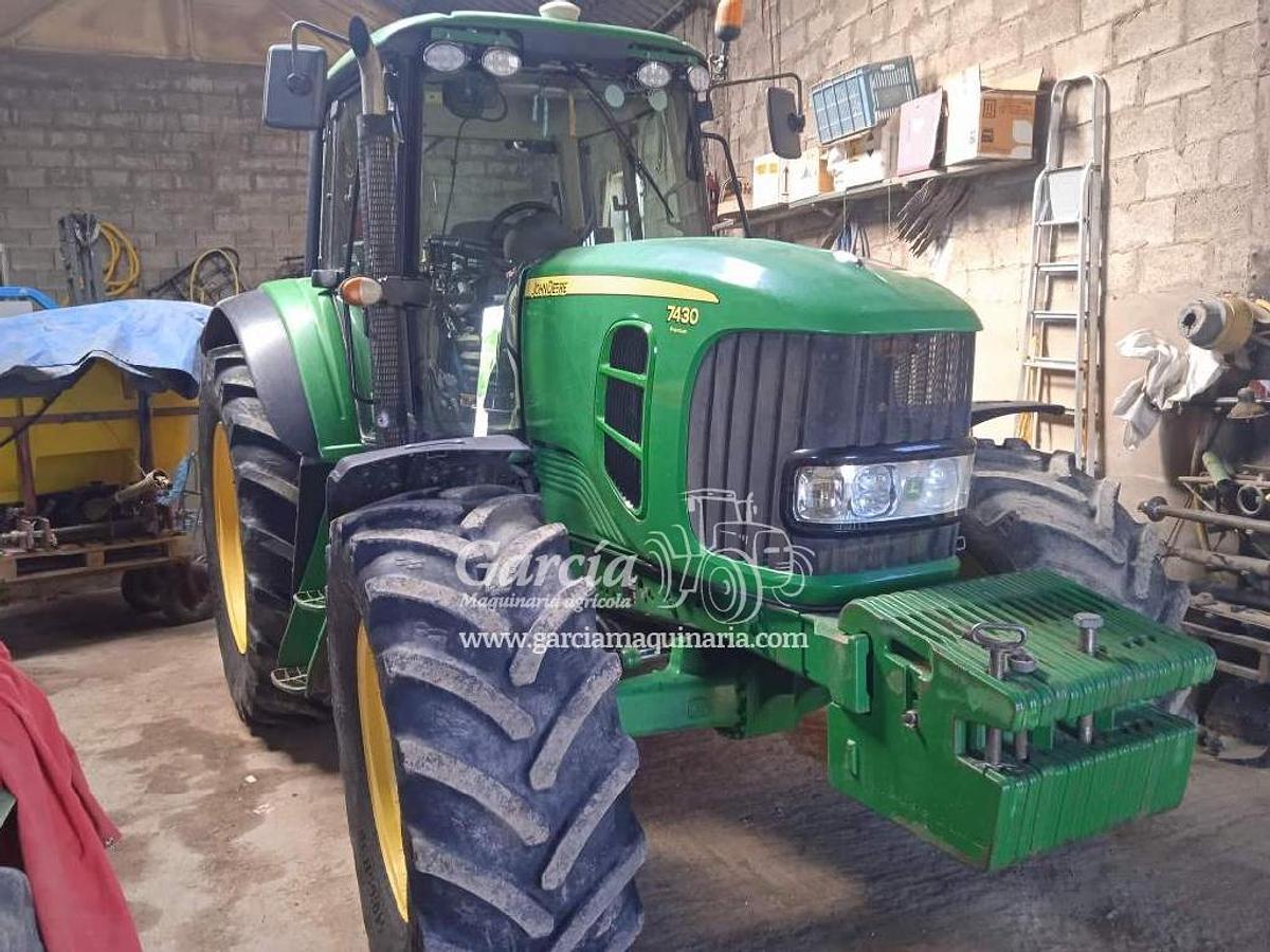 Usado Tractor JOHN DEERE 7430 PREMIUM | 170 C.V. 18.000 horas