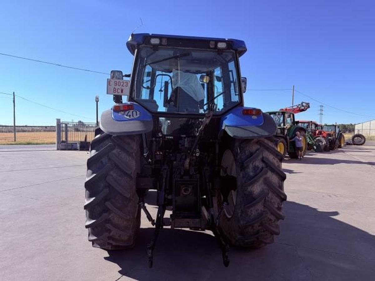 Usado Tractor NEW HOLLAND TM 140 | 140 C.V. 10.650 horas