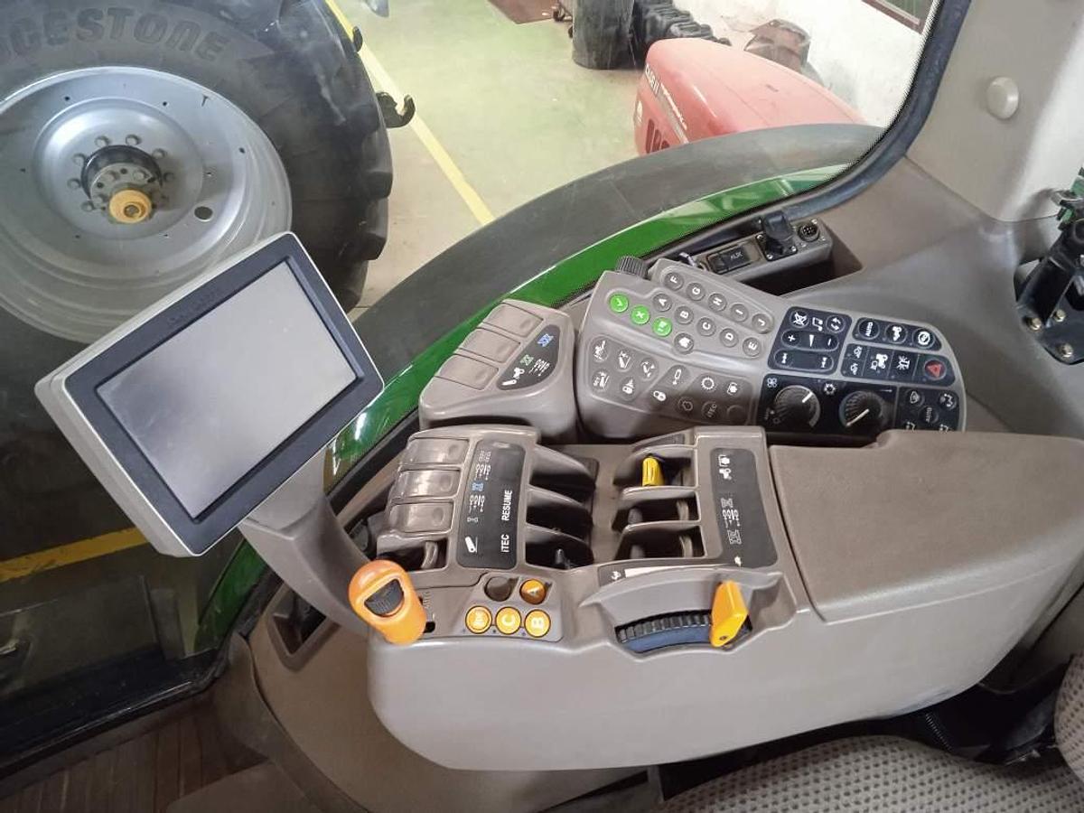 Usado JOHN DEERE 7230R