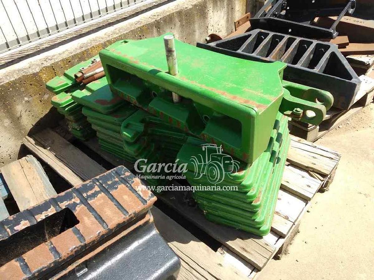 Usado JOHN DEERE PESAS DELANTERAS PESAS Y SOPORTE DELANTERAS