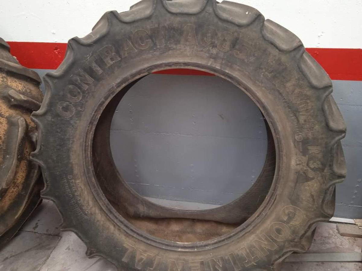 Usado CONTINENTAL 420/85 R38