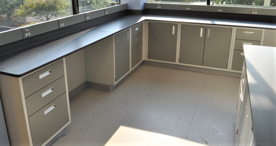 Used Laboratory Furniture Installation Services