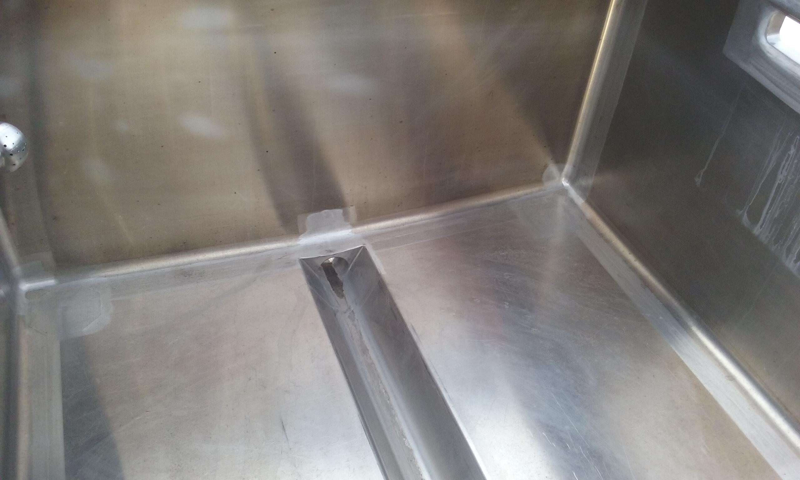 Usado 250 GALLON SINGLE SHELL TANK