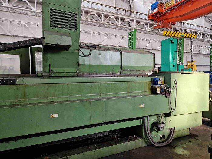 Usato TORNIO PARALLELO A BANCALE INCLINATO UTITA T 450 x 3000 CNC