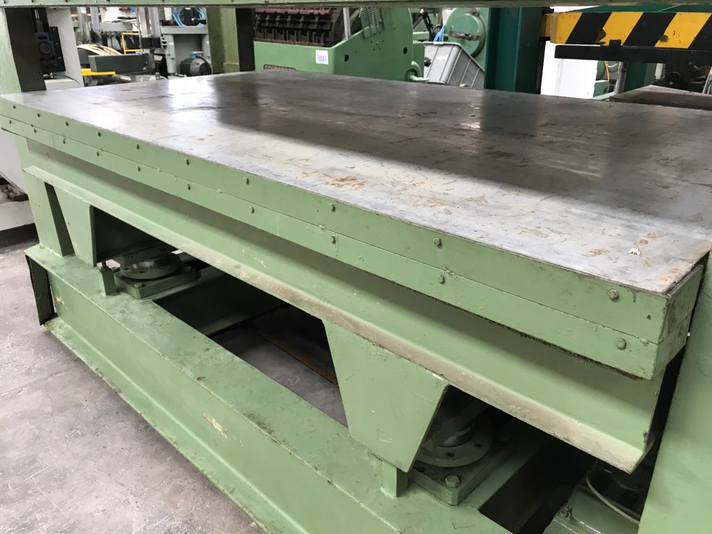 Usato Pressa a freddo marca Alberti