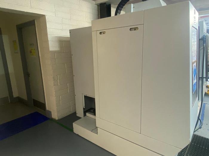 Used 2000 Bridgeport VMC 600/22 Digital Machining Center