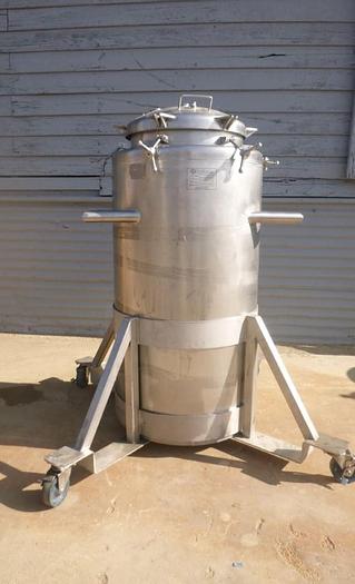 Used Tank, 52.8 Gallon, S/st, 22" X 38", 10 PSI, DT/DB #S743758