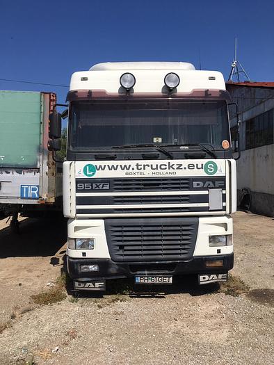 Used 2001 DAF 95 xf 380 euro 3 manual