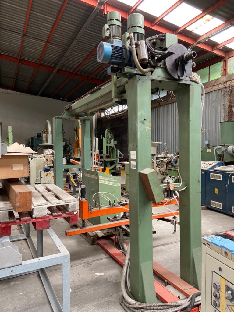 Usato Sistema a ventosa per movimentazione e carico merce marca Sag