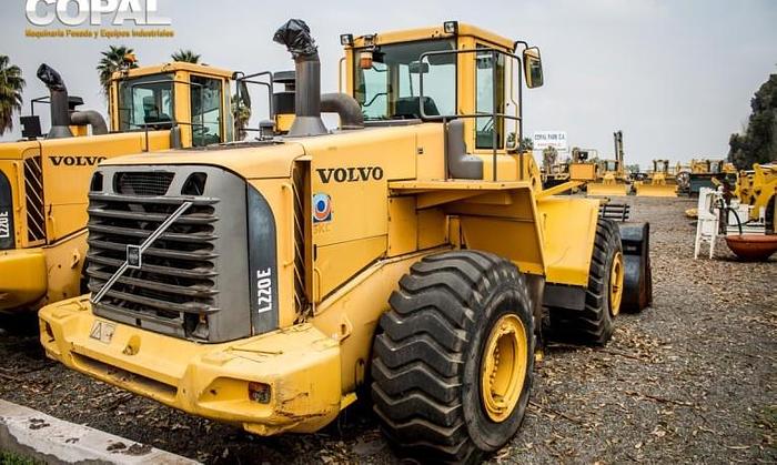 Usado 2005 VOLVO L220E