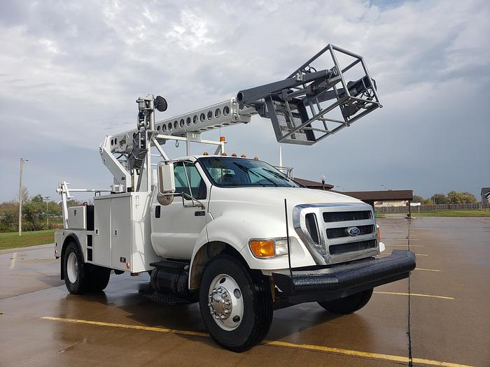 Used Very nice 2006 Ford F750 Altec Telsta T40C Cable Placer Bucket Truck. LOW MILES! Trusted Seller!