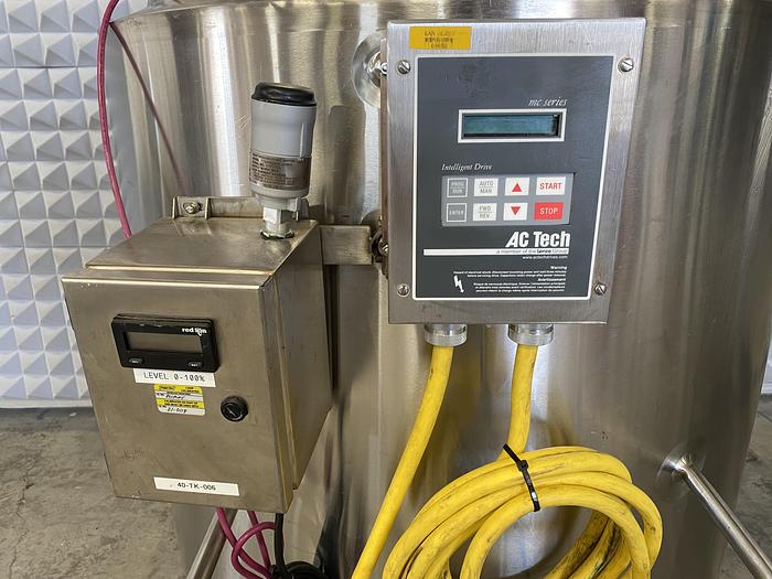 Used Feldmeier 600 Liter Stainless Steel 60 PSI Jacketed Vessel w/ Bottom Agitator