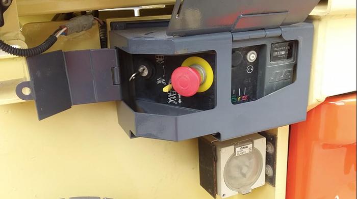 Used 2008 JLG 2030ES