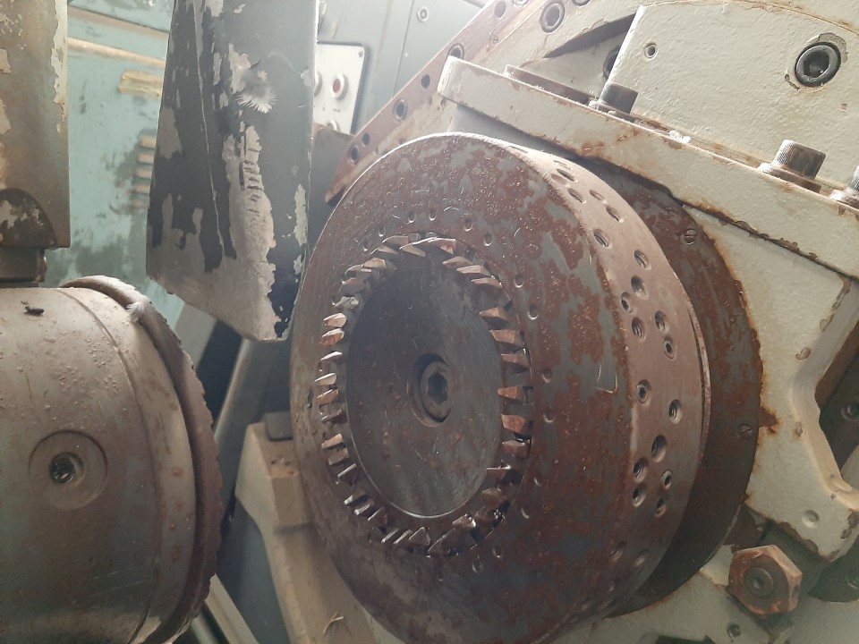 Usado 1979 OERLIKON SKM 1 Talladoras de grupos conicos #7151