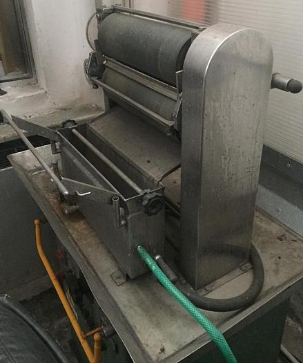 Usato APPARECCHIO DA LABORATORIO : FOULARD DI SPREMITURA  ERNST BENZ