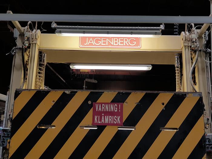 Used (FRW-165) - Slitter Rewinder, Jagenberg Vari-Step - 2100 mm