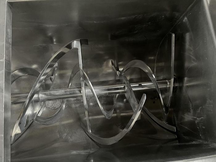 Used 30 CU. FT. LOWE RIBBON BLENDER - 304 S/S - 15 HP