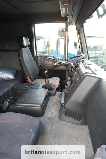 Used 2001 IVECO Eurotech 190E27 R 19 ton isothermic box lorry