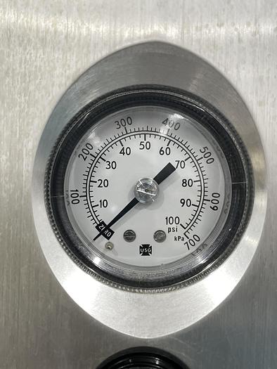 Used BRANSON 2000X 2500 WATT ULTASONIC WELDER IN STAND ALONE WORK STATION NEW 2020