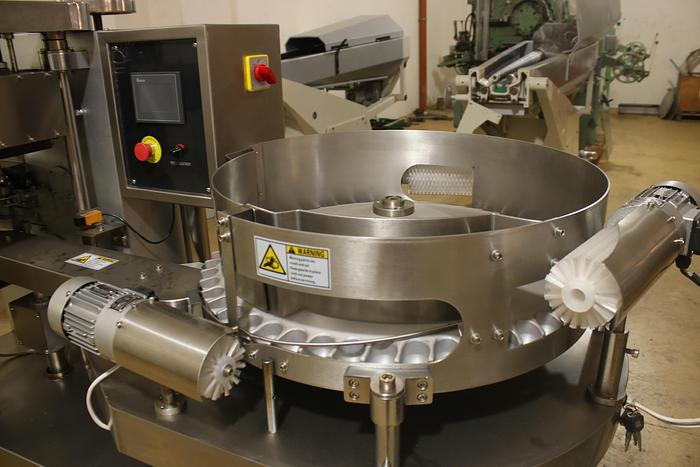 Used Low and Duff Macintyre