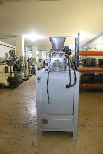 Refurbished WLS KM4 Extruder