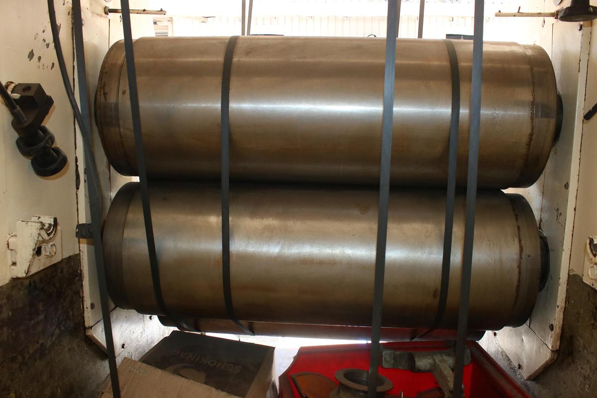 Refurbished Nagema Three Roll Refiner Type 813/1.2