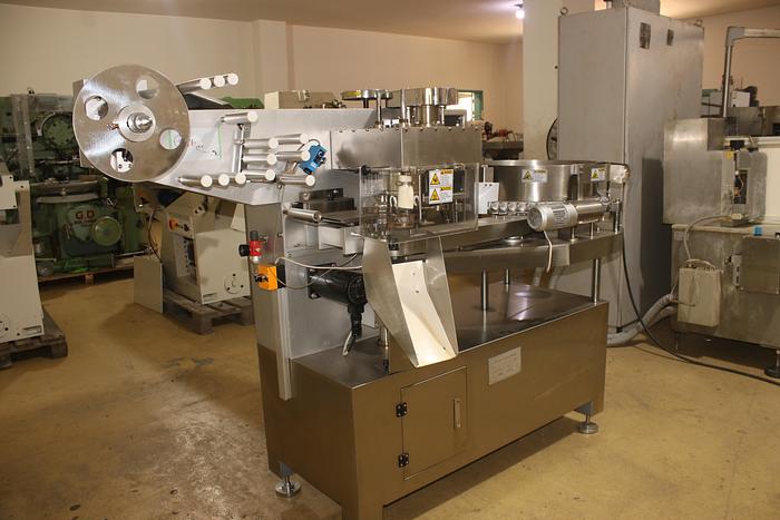 Used Low and Duff Macintyre