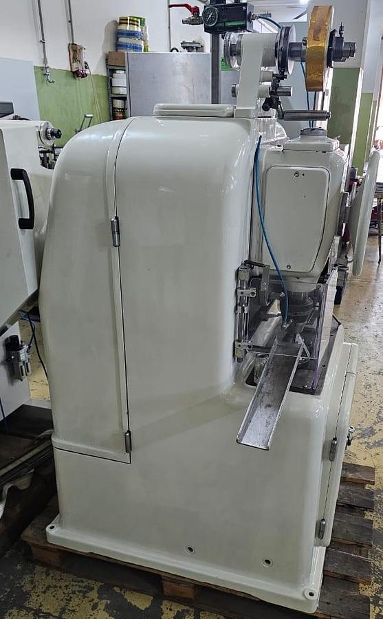 Refurbished GD 2100 coins